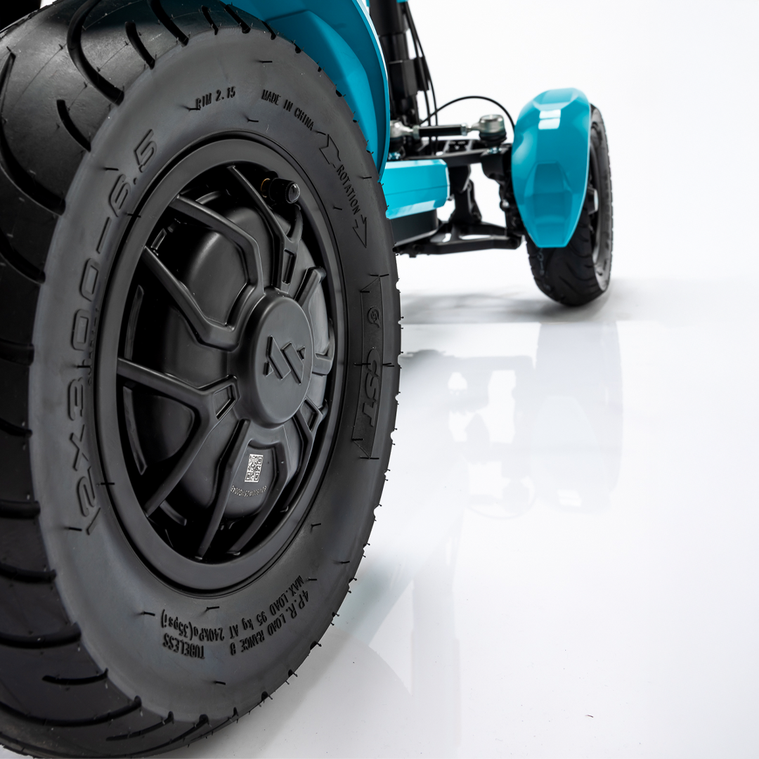 SPYQE | URBAN | 2WD (4X2)